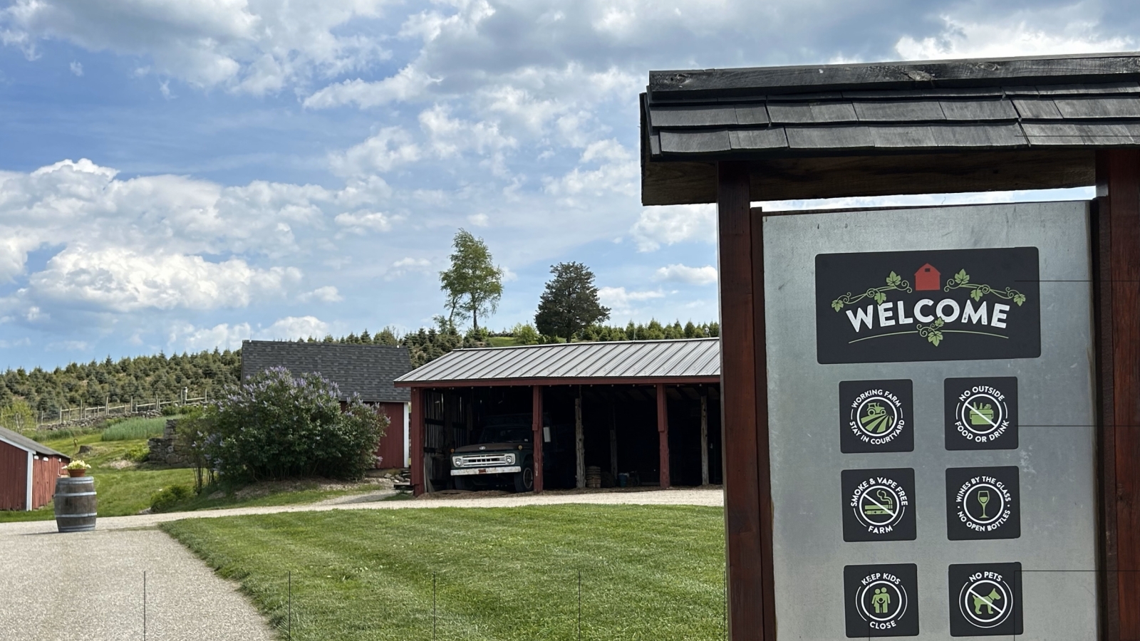 Welcome Sign at Homestead Farm