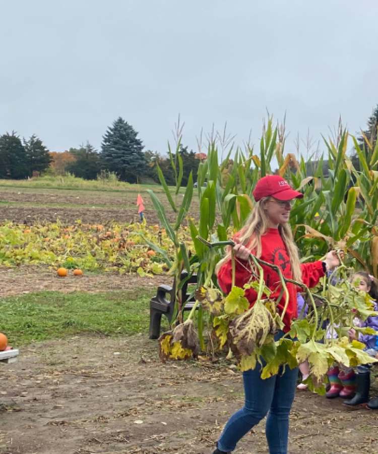 Farmers giving education tour